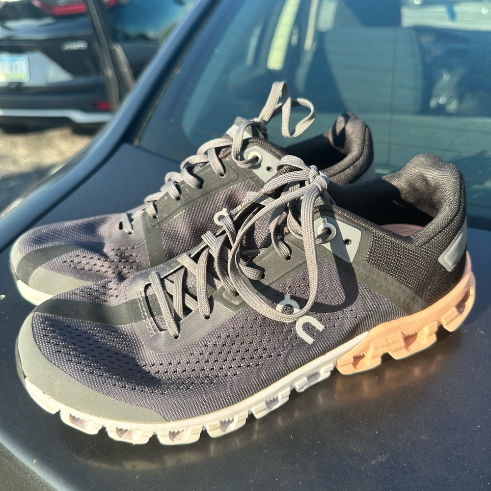 On Cloud Running Women’s Gray Athletic Shoes
